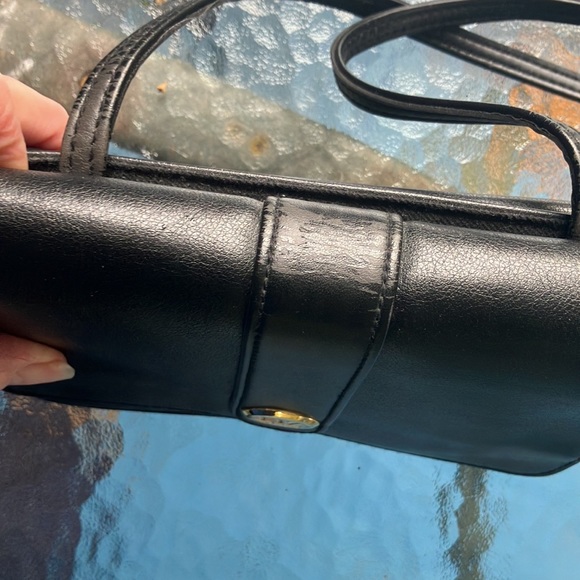 Liz Claiborne small crossbody purse - Picture 7 of 8